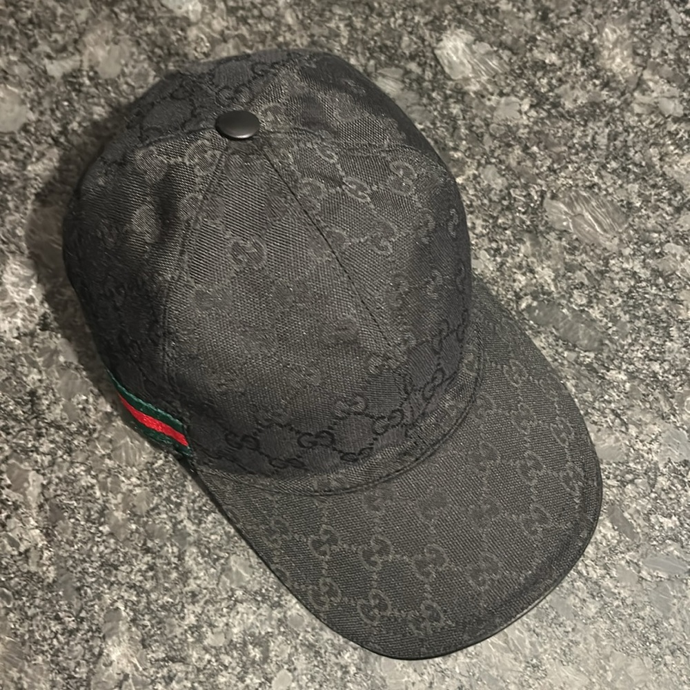 🦁 Gucci Signature GG Monogram Baseball Hat - Picture 6 of 16